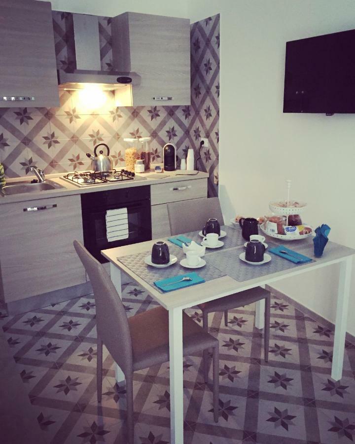 B&B Il Balconcino A Santa Chiara Napoli Ngoại thất bức ảnh